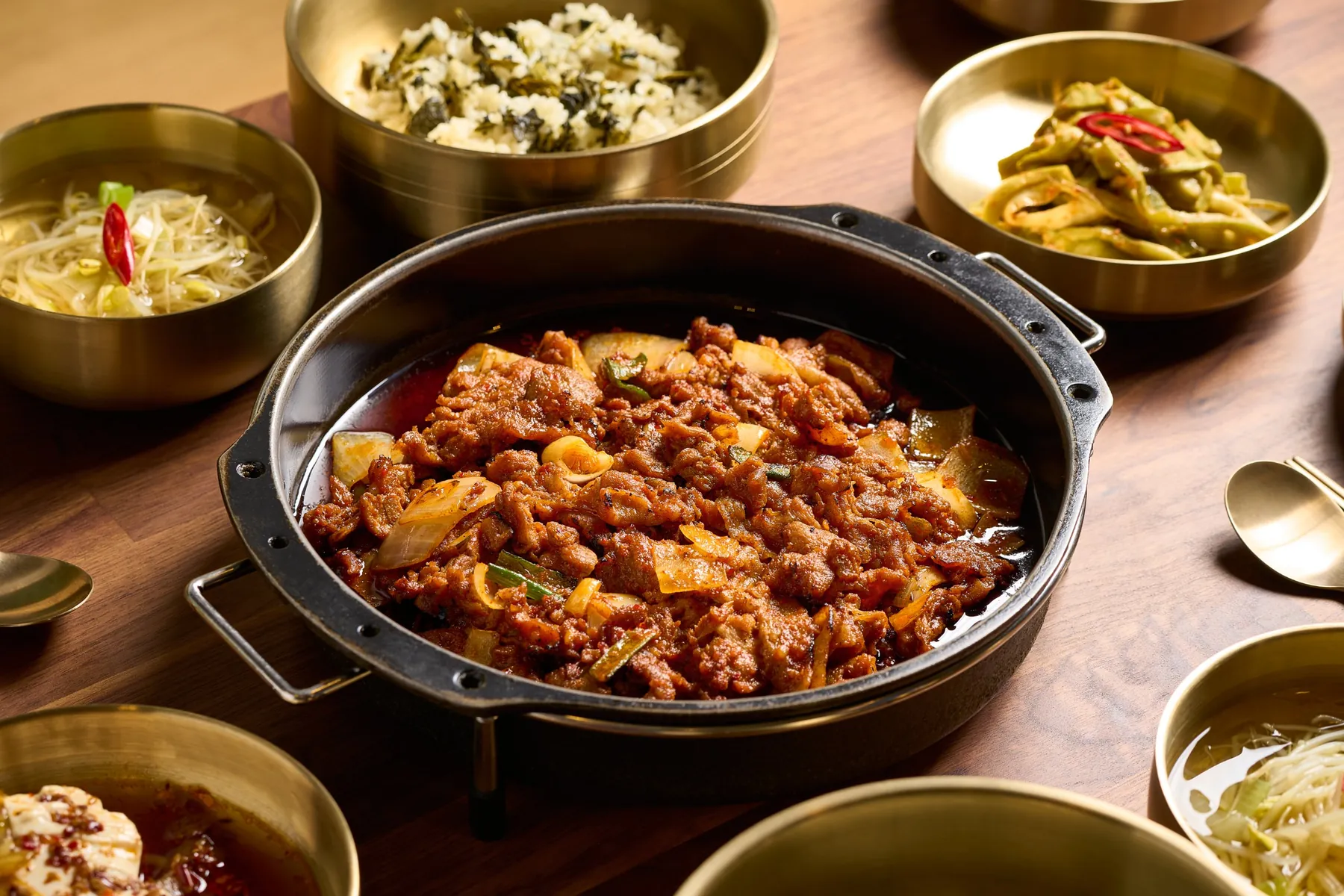 미스터시래기 직화 제육볶음과 시래기밥 상차림